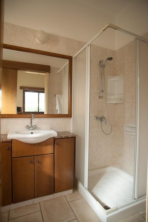 Villa Natasha Coral Bay Quarto foto