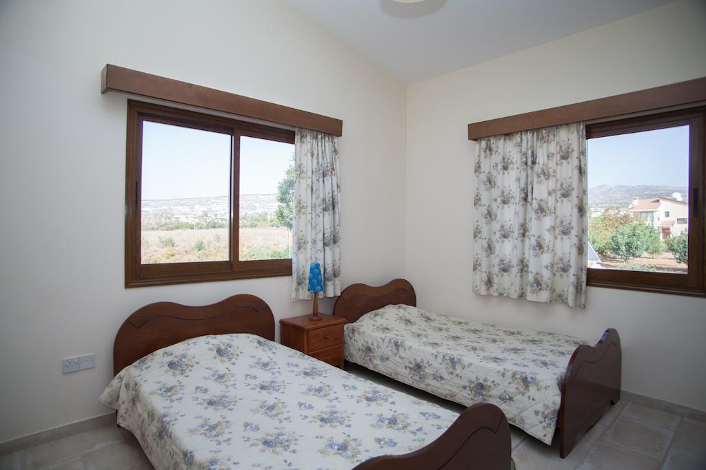 Villa Natasha Coral Bay Quarto foto