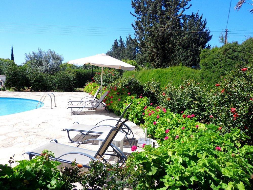 Villa Natasha Coral Bay Exterior foto